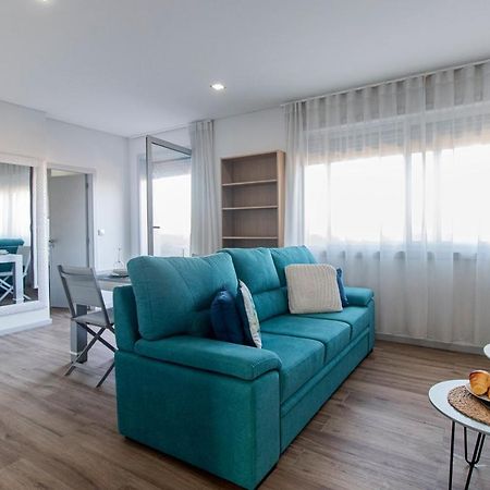 Downtown 1Br Apartment W/ Balcony By Lovelystay Порто Екстериор снимка